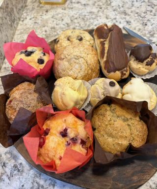 TO Espresso is open again at Fort Hunter and has Chocolate Mint Brownies, Vanilla Bean Scones, Lemon Poppyseed muffins, and more. Stop by to get your week started off right!

#smallcoffeeshop #toespresso #caffeine
#mobilecoffeeshop #supportindependentcoffeeshops
#supportsmallbusiness #womeninbusiness